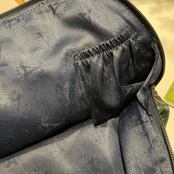 La Tour Eiffel 1887 Leather Handbag - Picture 10 of 16